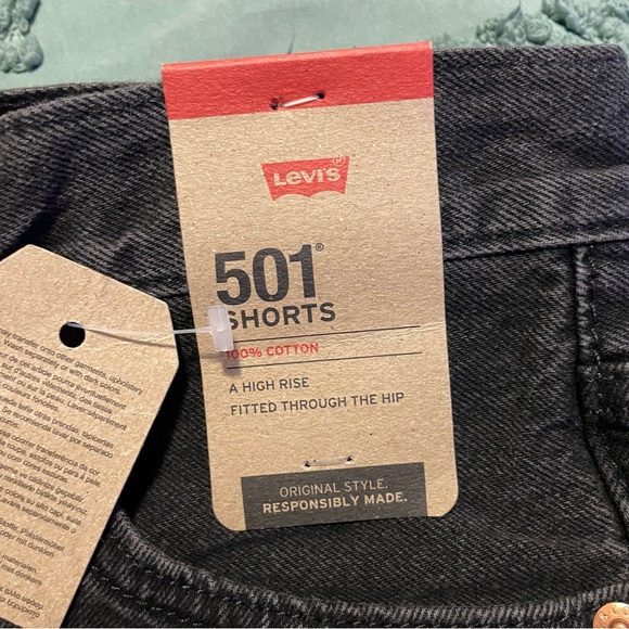 Levi's 501 Black Jean Shorts Distressed High-Waisted - Picture 5 of 5
